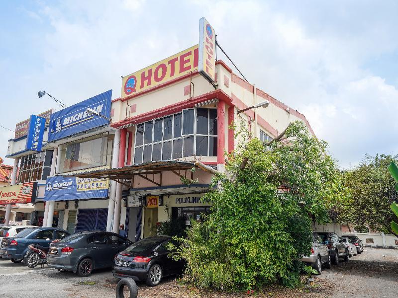 Oyo 1094 Q One Hotel Dengkil Kampung Dengkil Exterior photo